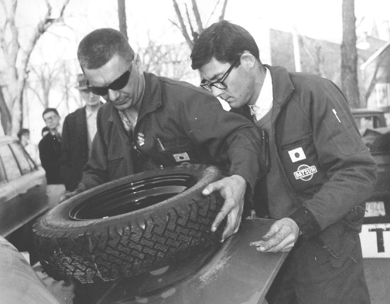 1966_158-04