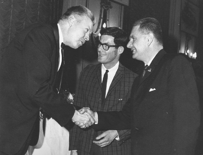 1966_158-06